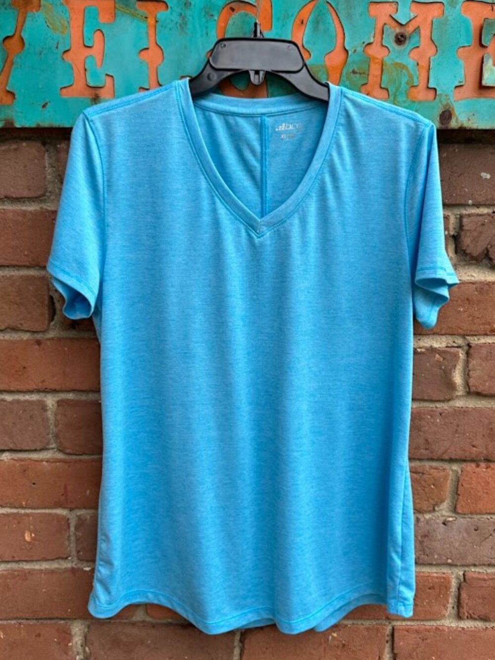 NWOT BCG V-Neck Short Sleeve Tshirt Blue Size XL